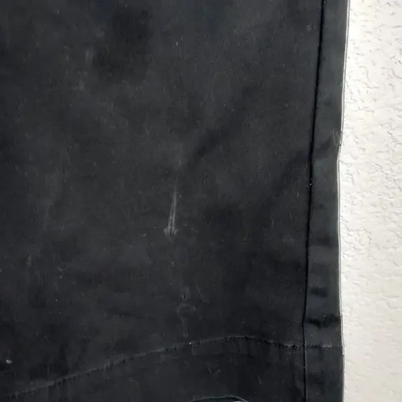 CAbi Black Chino Bermuda Length Shorts Size 4 - Picture 12 of 12